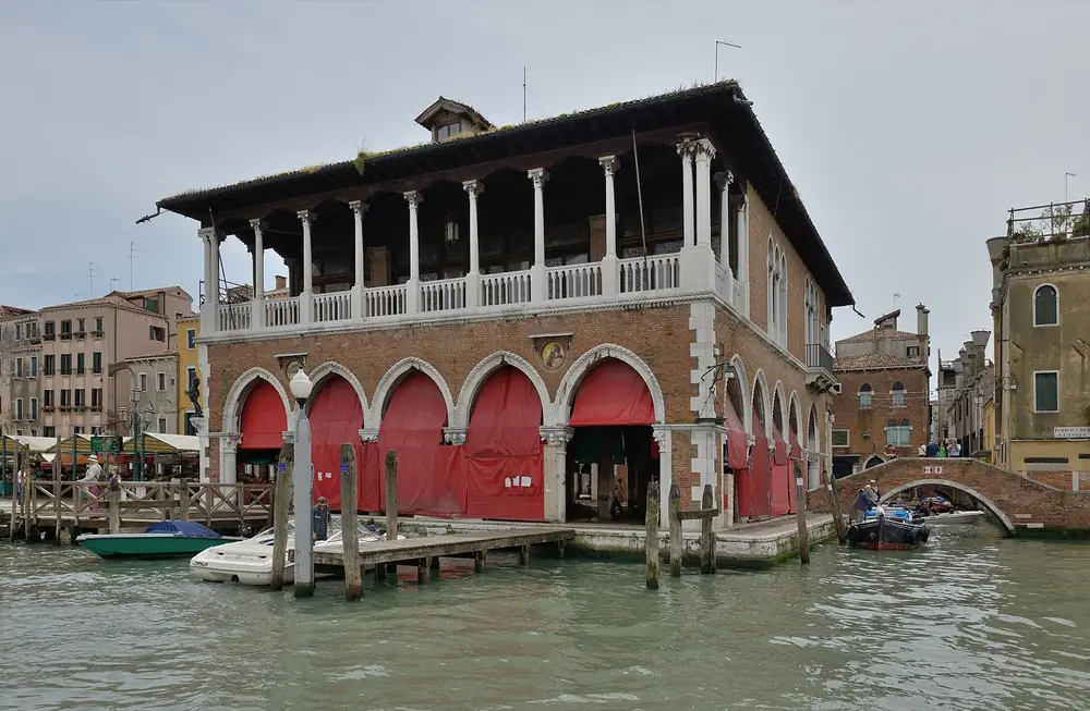 The Pescheria, the Rialto fish market hall on the Grand Canal